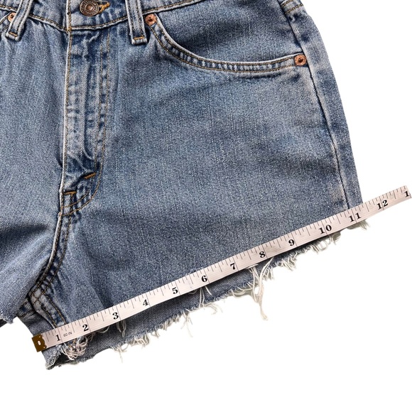 Vintage Levi’s 10965 USA Made Denim Cutoff Shorts - Picture 13 of 17
